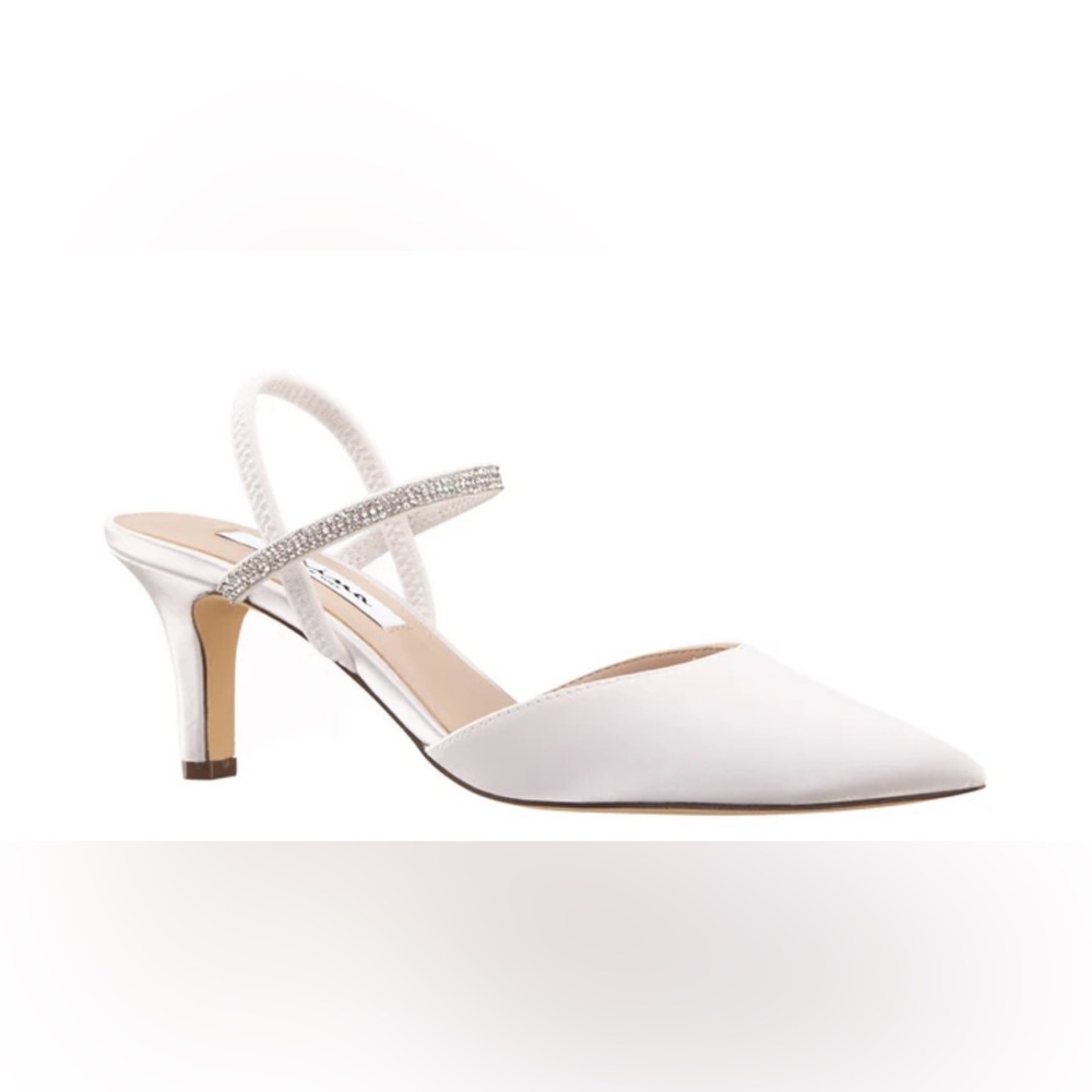 Nina Shoes Women's Ivory Satin MID-HEEL CLOSED-TOE PUMP 👠